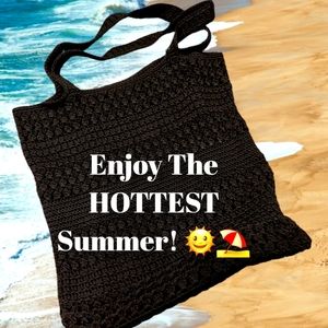 The Sak Originals Brand Black Crochet Shoulder Tote Bag. 👜
